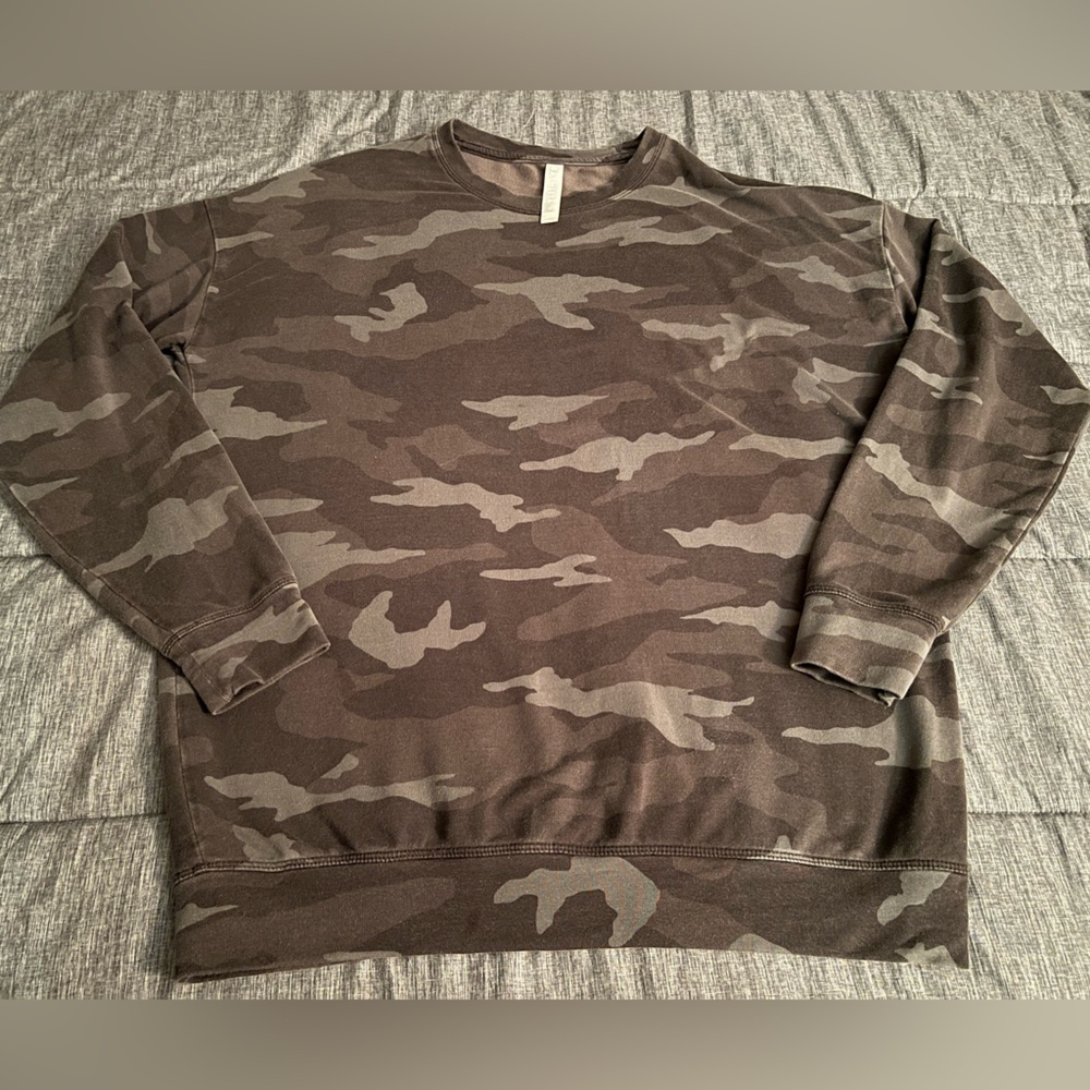 Athleta Studio To Street Black Camo Crew Neck Sweatshirt Size S EUC - Picture 11 of 11